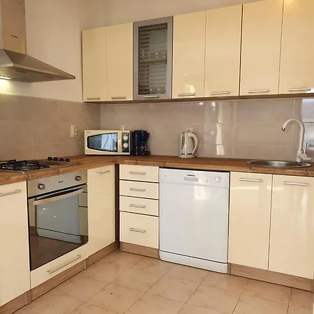 Seaside Family Friendly House With A Swimming Pool Okrug Donji, Ciovo - 14348 Tatil Evi
