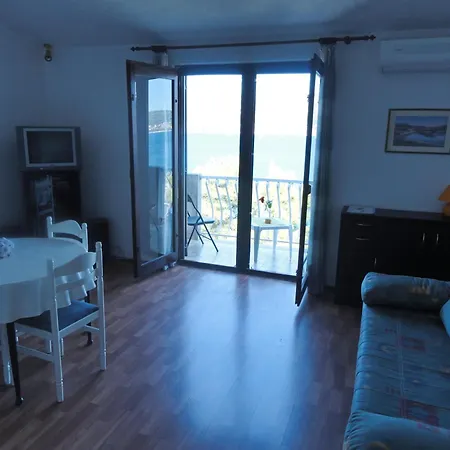 Seaside Family Friendly House With A Swimming Pool Okrug Donji, Ciovo - 14348 Tatil Evi *