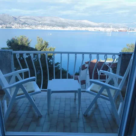 Seaside Family Friendly House With A Swimming Pool Okrug Donji, Ciovo - 14348 *