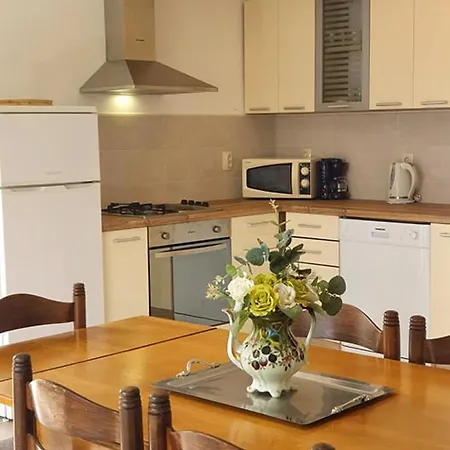 Seaside Family Friendly House With A Swimming Pool Okrug Donji, Ciovo - 14348 Tatil Evi Donji Okrug (Ciovo)