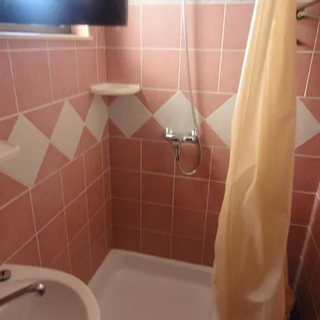Tatil Evi Seaside Family Friendly House With A Swimming Pool Okrug Donji, Ciovo - 14348
