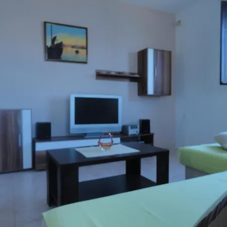 Seaside Family Friendly House With A Swimming Pool Okrug Donji, Ciovo - 14348 Tatil Evi Donji Okrug (Ciovo)