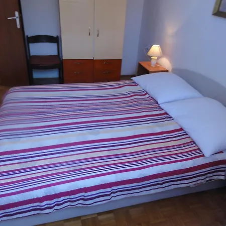 Seaside Family Friendly House With A Swimming Pool Okrug Donji, Ciovo - 14348 Donji Okrug (Ciovo)